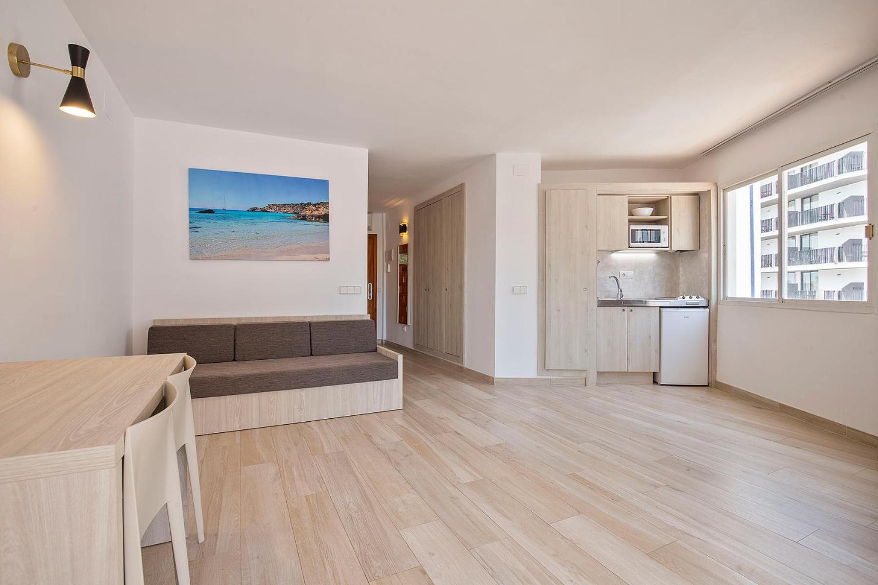 Sunside Ibiza Studios - Only Adults- Formerly Known As Central Park Sant Antoni de Portmany Esterno foto