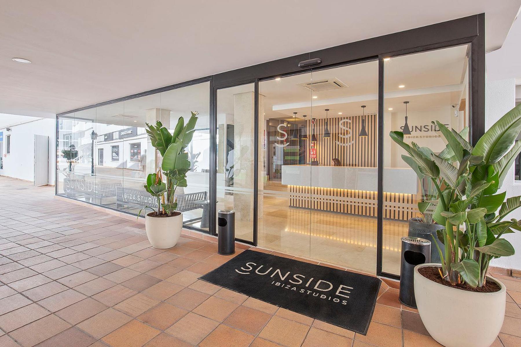 Sunside Ibiza Studios - Only Adults- Formerly Known As Central Park Sant Antoni de Portmany Esterno foto