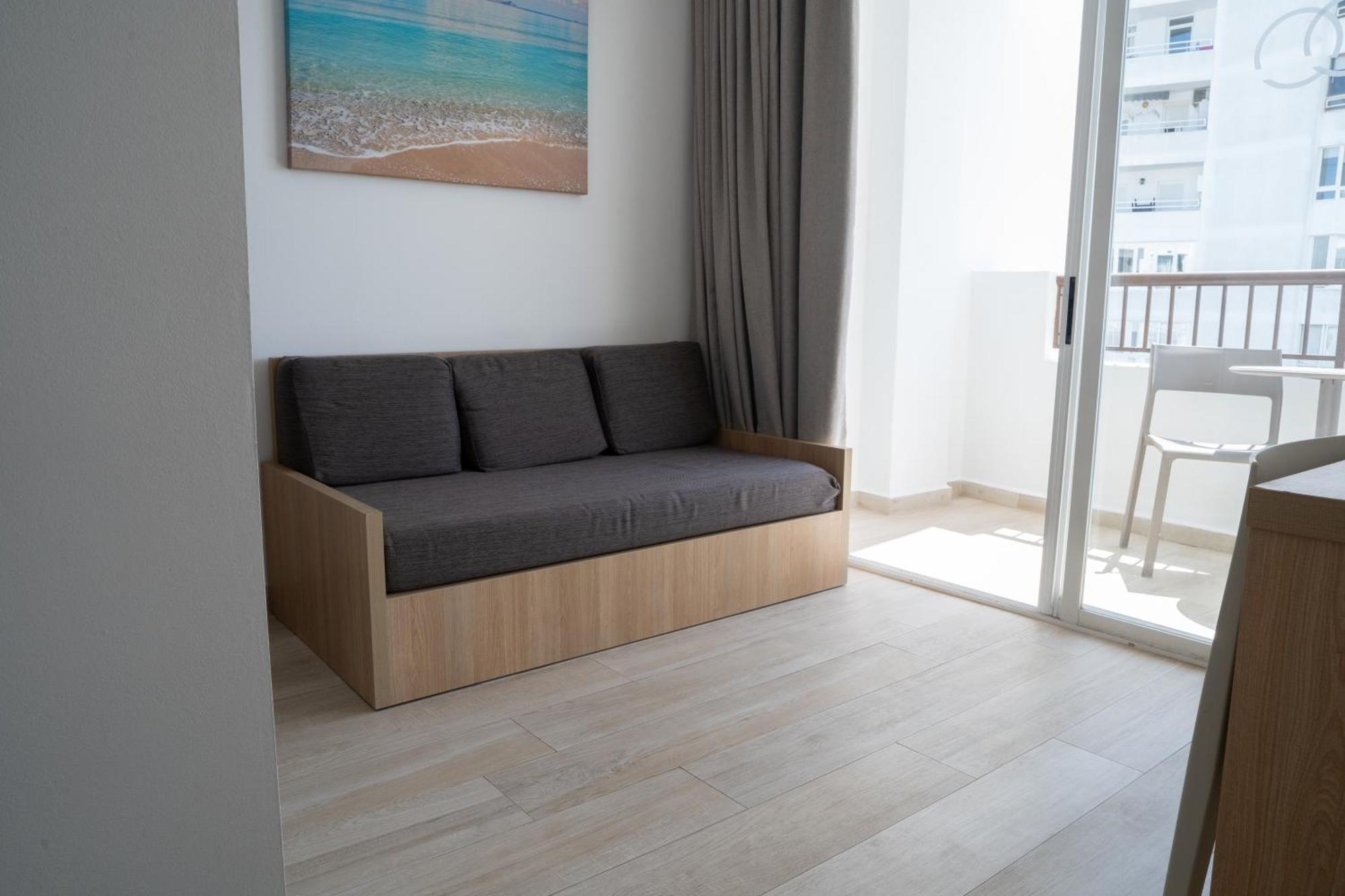 Sunside Ibiza Studios - Only Adults- Formerly Known As Central Park Sant Antoni de Portmany Esterno foto