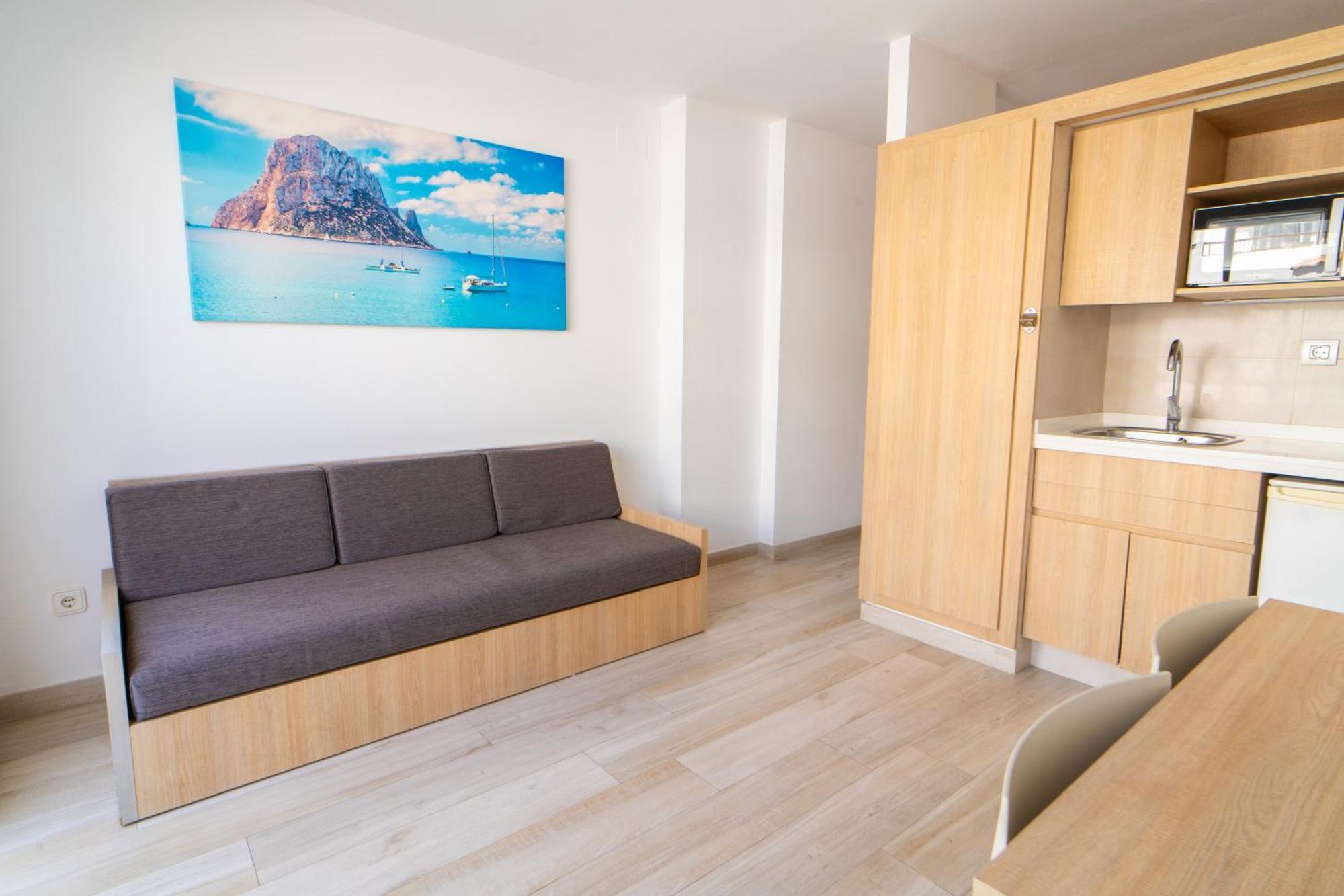 Sunside Ibiza Studios - Only Adults- Formerly Known As Central Park Sant Antoni de Portmany Esterno foto
