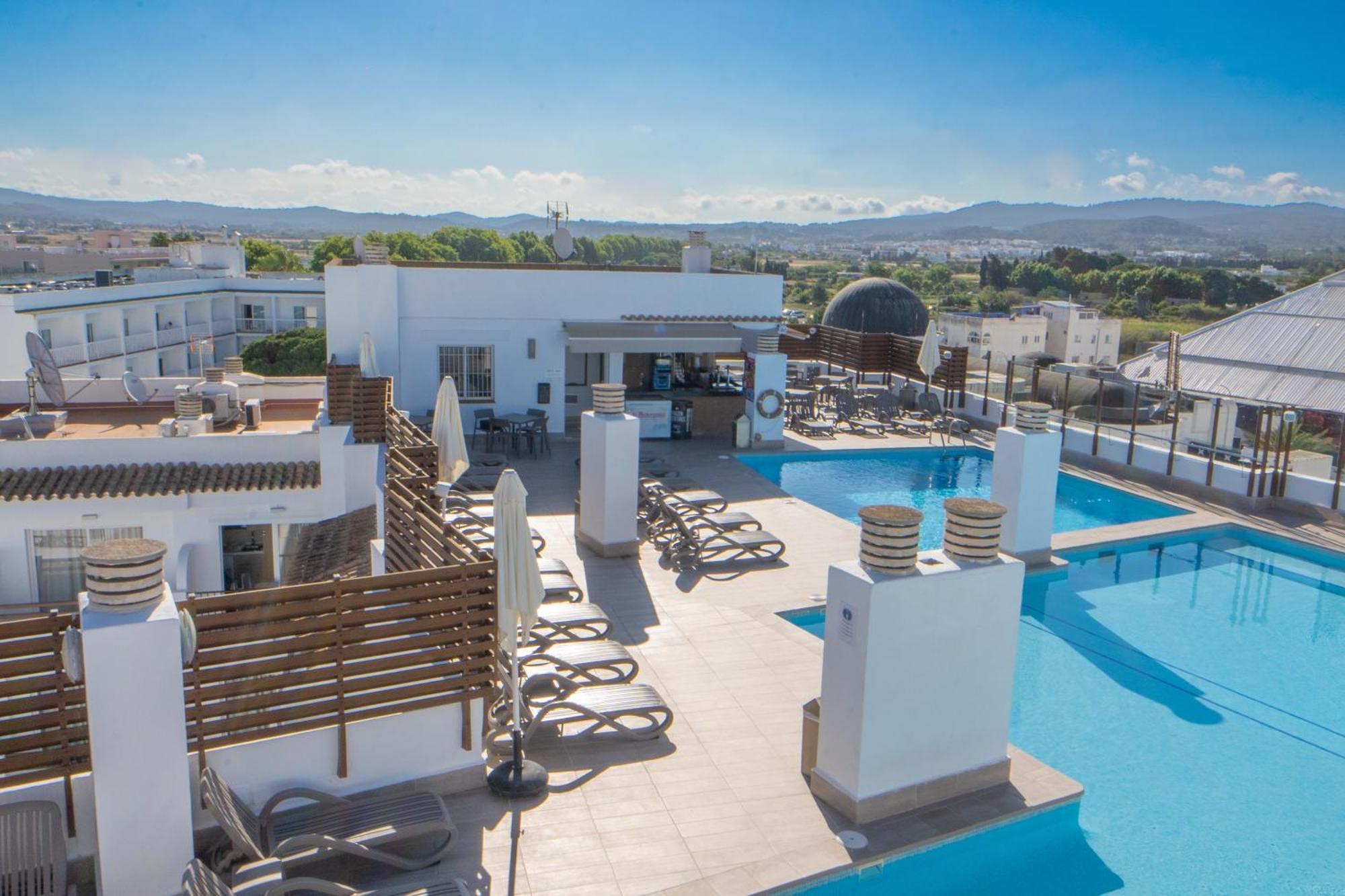 Sunside Ibiza Studios - Only Adults- Formerly Known As Central Park Sant Antoni de Portmany Esterno foto