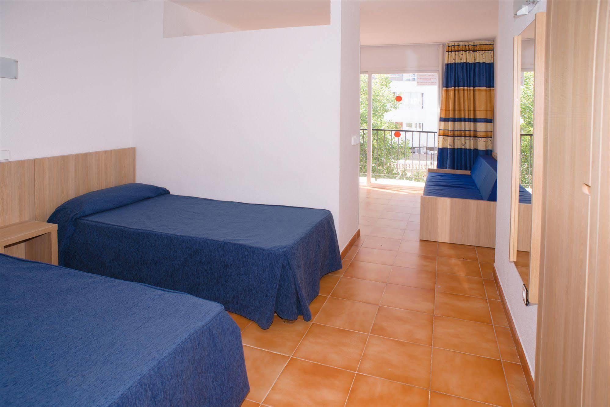 Sunside Ibiza Studios - Only Adults- Formerly Known As Central Park Sant Antoni de Portmany Esterno foto