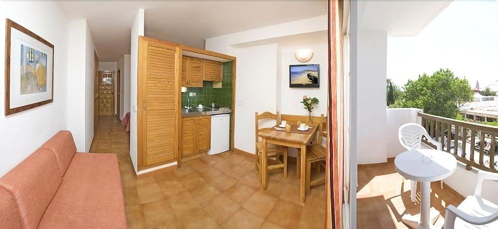 Sunside Ibiza Studios - Only Adults- Formerly Known As Central Park Sant Antoni de Portmany Esterno foto